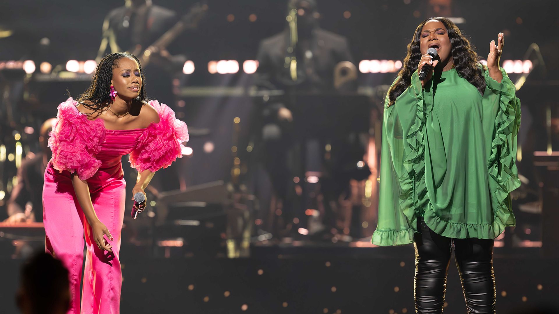 Performers DOE and Naomi Image 7 from 38th Annual Stellar Awards in