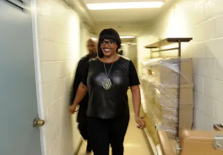 Strut - Jill Scott makes her way to the stage at 106 &amp; Park, October 3, 2012. (Photo: John Ricard / BET).