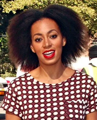 Solange Knowles - Naturalistas know that wearing your hair in a blow-out hairstyle is quite a treat! Solange was spotted out during New York Fashion Week rocking her blown-out strands with confidence.  (Photo: Anthony Dixon/WENN.com)
