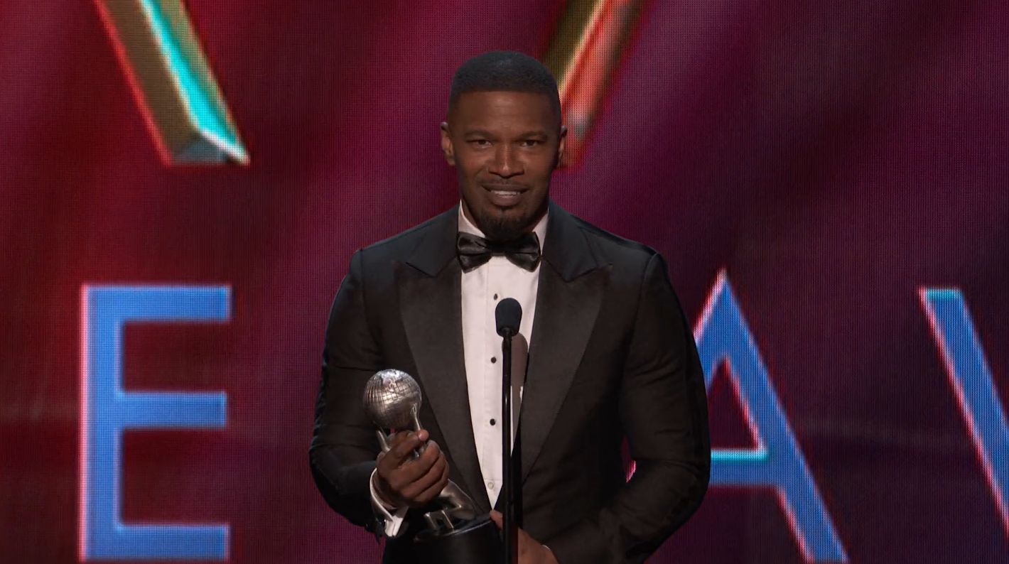 Jamie Foxx Wins for Supporting Actor in a Motion Picture - 51st NAACP ...