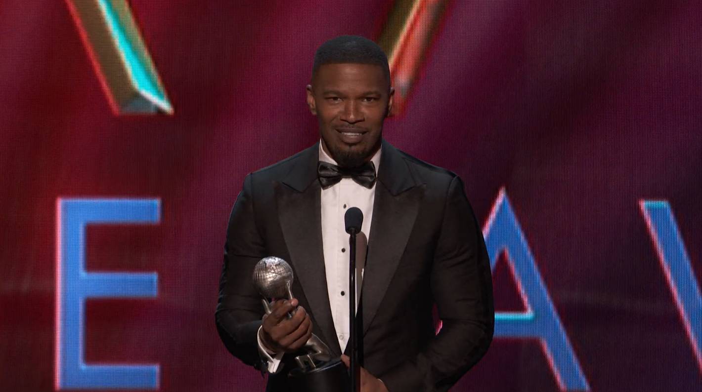 Jamie Foxx Wins for Supporting Actor in a Motion Picture 51st NAACP