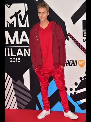 mgid:file:gsp:scenic:/international/mtvema/2015/images/galleries/JustinBieber-494228684.jpg