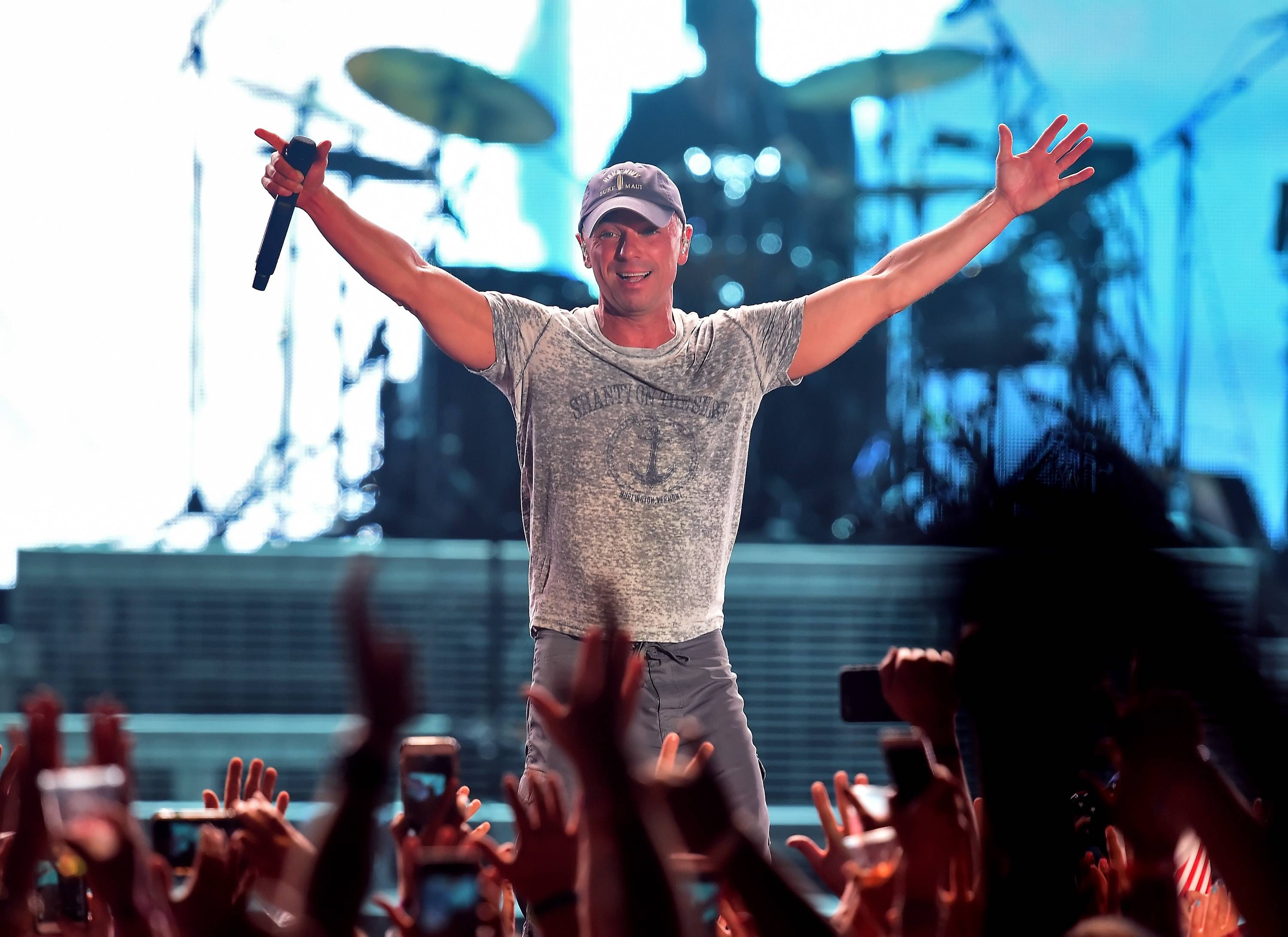 INDIO, CA - APRIL 30: Singer Kenny Chesney performs on the Toyota Mane Stage during day 3 of 2017 Stagecoach California's Country Music Festival at the Empire Polo Club on April 30, 2017 in Indio, California. 