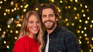 CMA COUNTRY CHRISTMAS - ABC's "CMA Country Christmas" stars Lauren Akins and Thomas Rhett. 