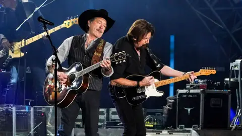 brooks and dunn tour 2023 canada