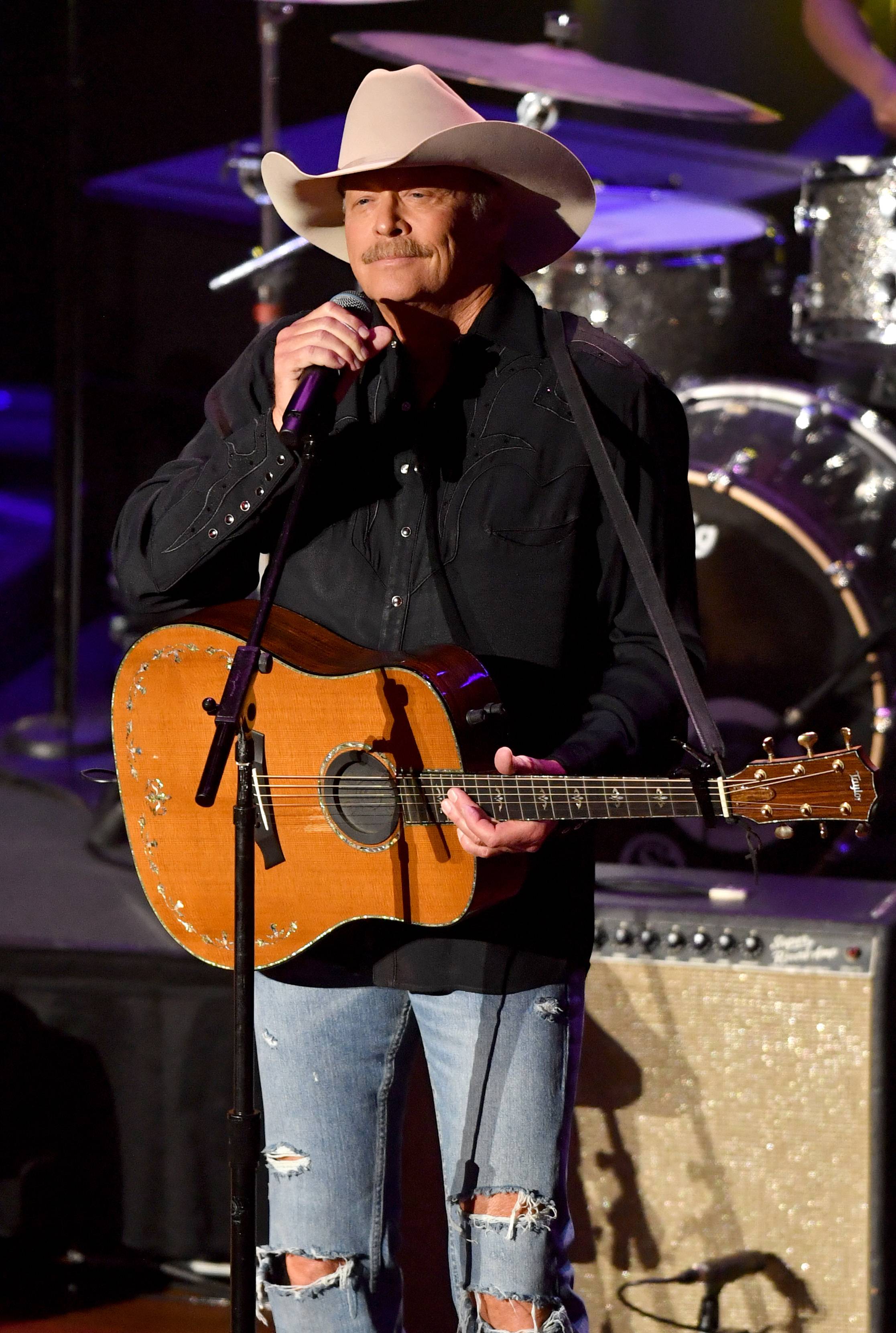Alan Jackson's Health: His Charcot-Marie-Tooth Battle Explained – Hollywood  Life
