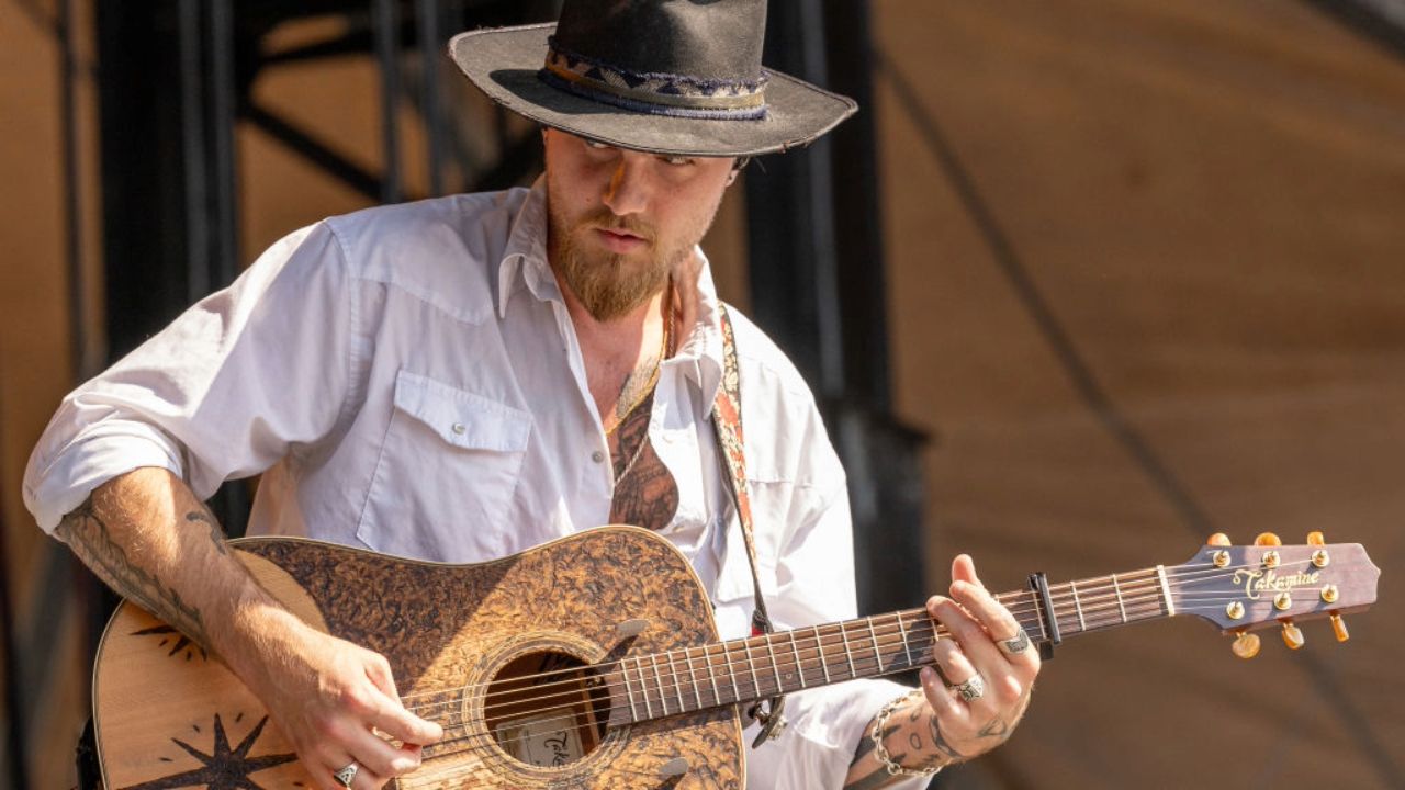Jackson Dean Promises "One Helluva Time" On Headlining Tour, Reveals He's Sequencing New Album - Vimarsana News