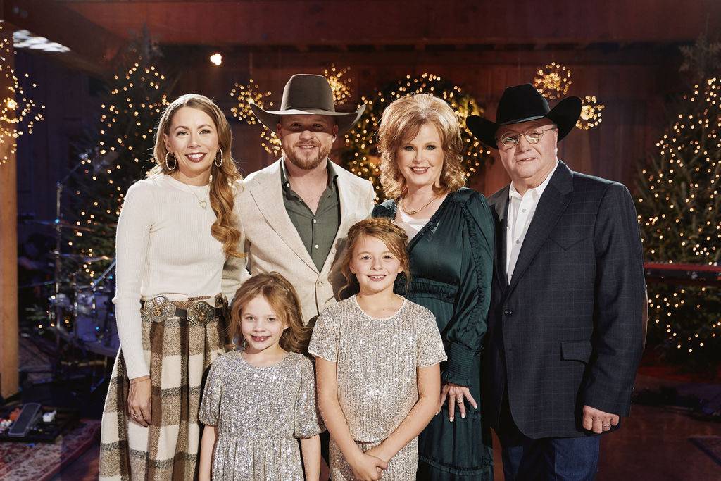 TuneIn: Cody Johnson Brings First Christmas Special to CMT