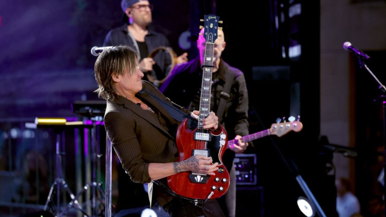 2023 CMT Music Awards: Keith Urban Stirs Crowd Into A Frenzy With ...