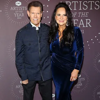 AOTY 21 | Red Carpet Randy & Mary Travis | 1080x1080