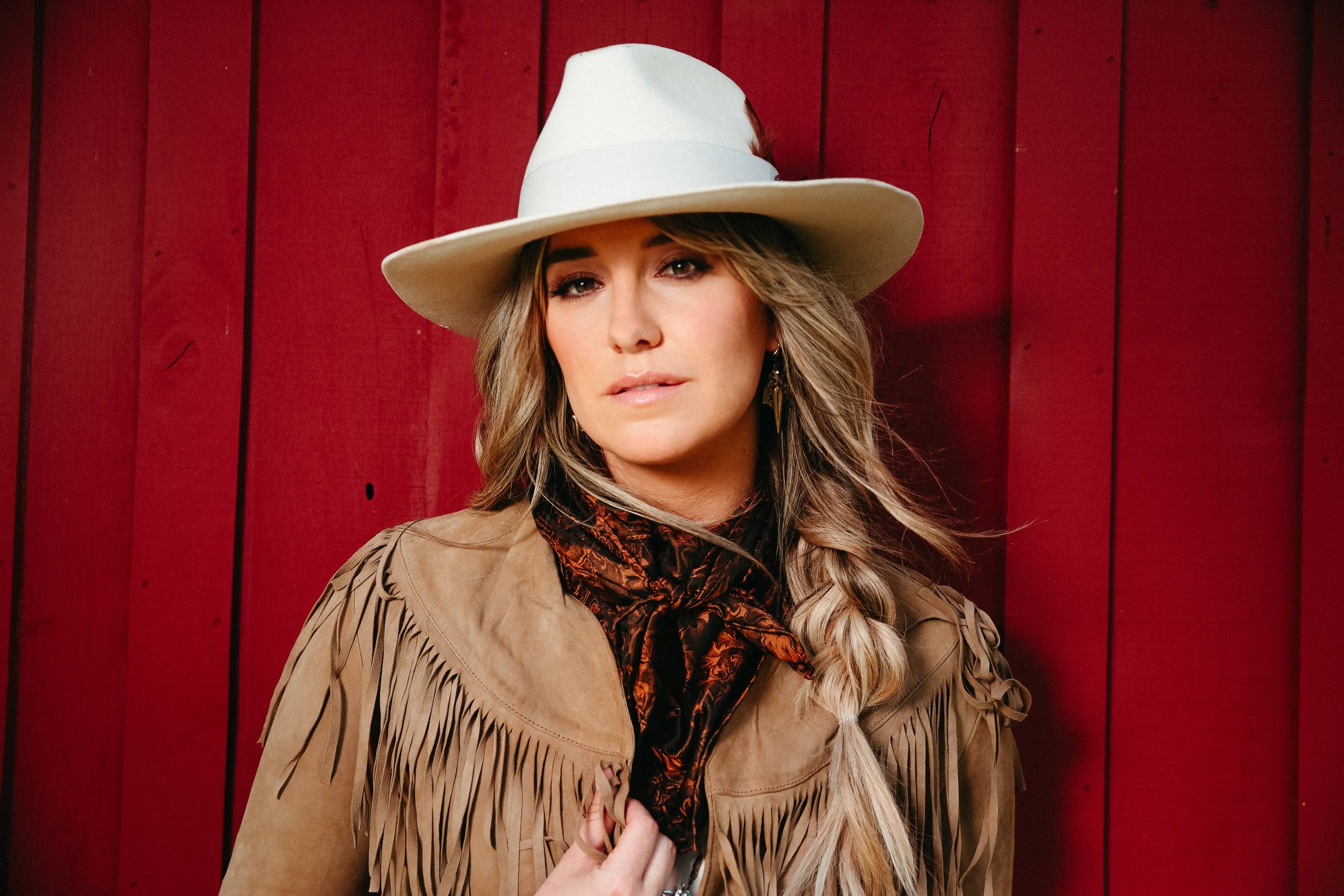 Country superstar Lainey Wilson ('Yellowstone') video interview