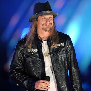 CMT Music Awards 2010 | Host Flipboook | Kid Rock | 1080x1080