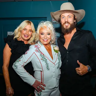 CMT Smashing Glass 2023 | Kelly Lynn, Honoree Tanya Tucker and Performer Chris Janson | 1080x1080