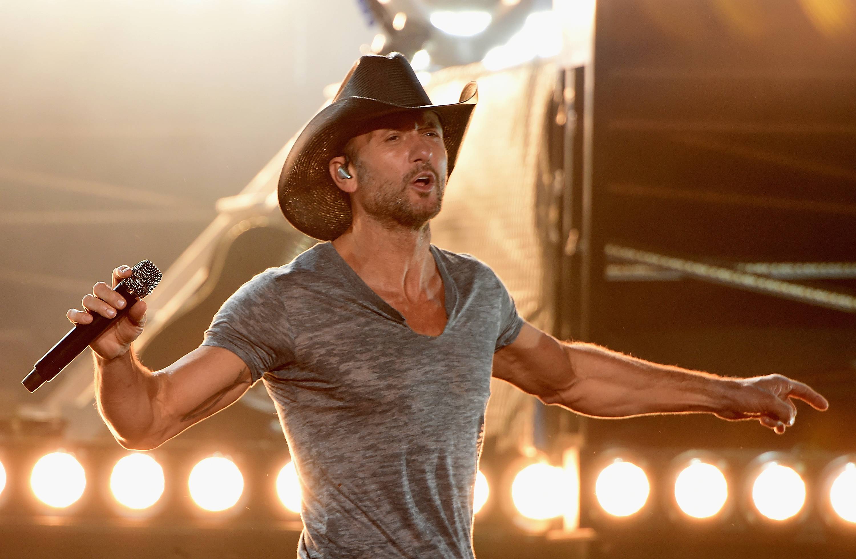 Tim McGraw Teases New Music, "Standing Room Only" News CMT