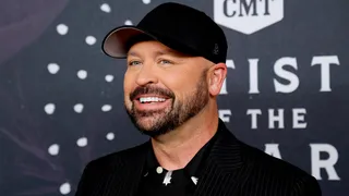 CMT Artists of the Year 2022 | Fashion Gallery Cody Alan | 1920x1080