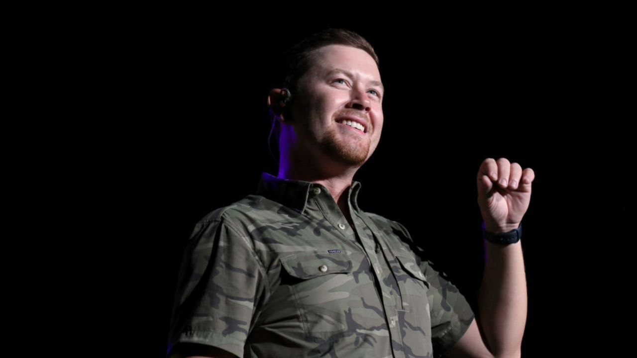 Scotty McCreery Talks Life Changes, New Music And Being a Dad - Vimarsana News