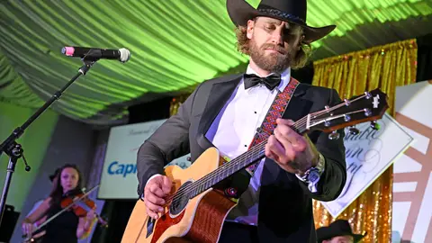 LOUISVILLE, KENTUCKY - MAY 06: Chase Rice performs during the Barnstable Brown Gala at Barnstable-Brown Mansion on May 06, 2022 in Louisville, Kentucky. 