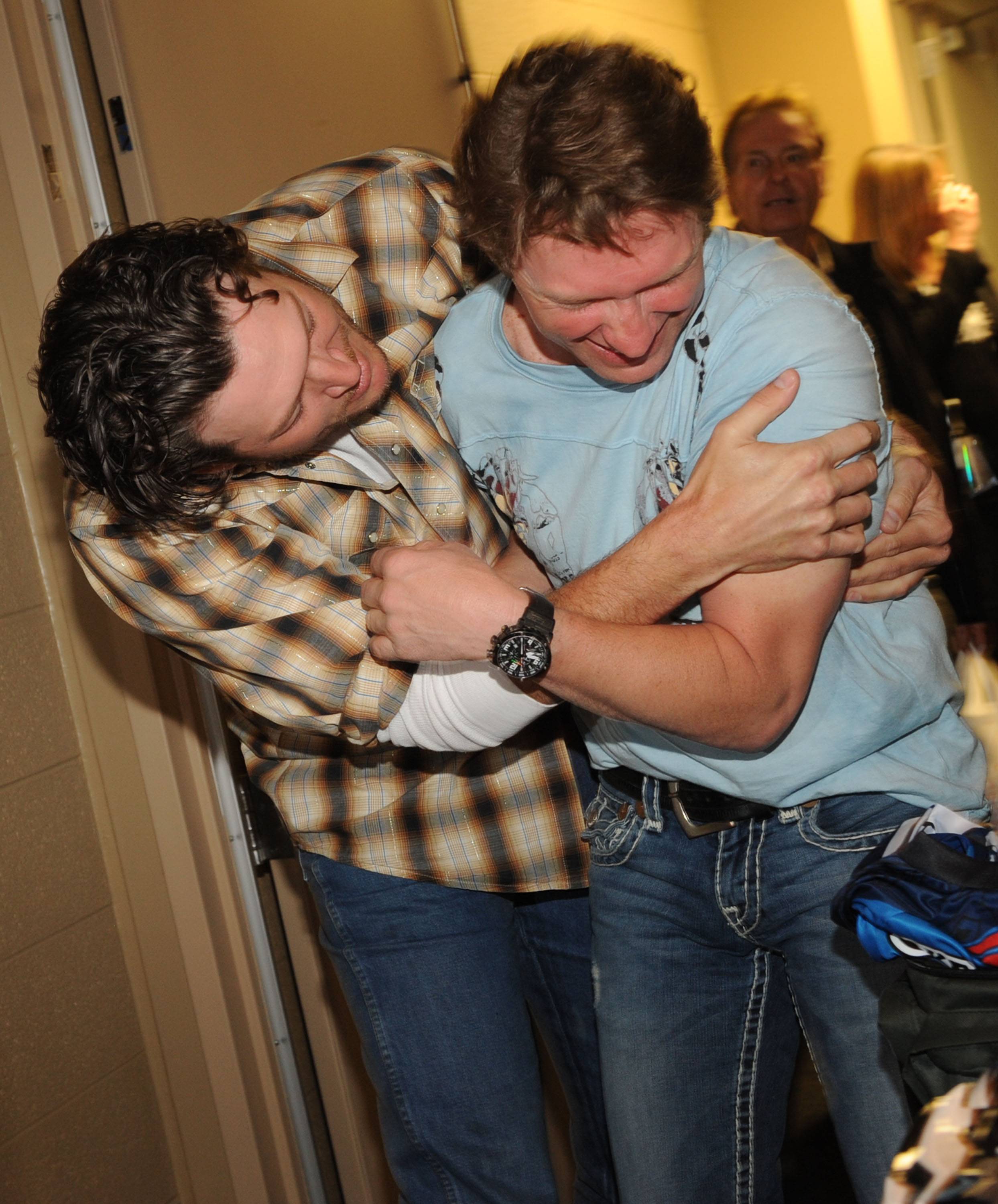 Blake Shelton Takes Over Radio Promotion for Craig News CMT