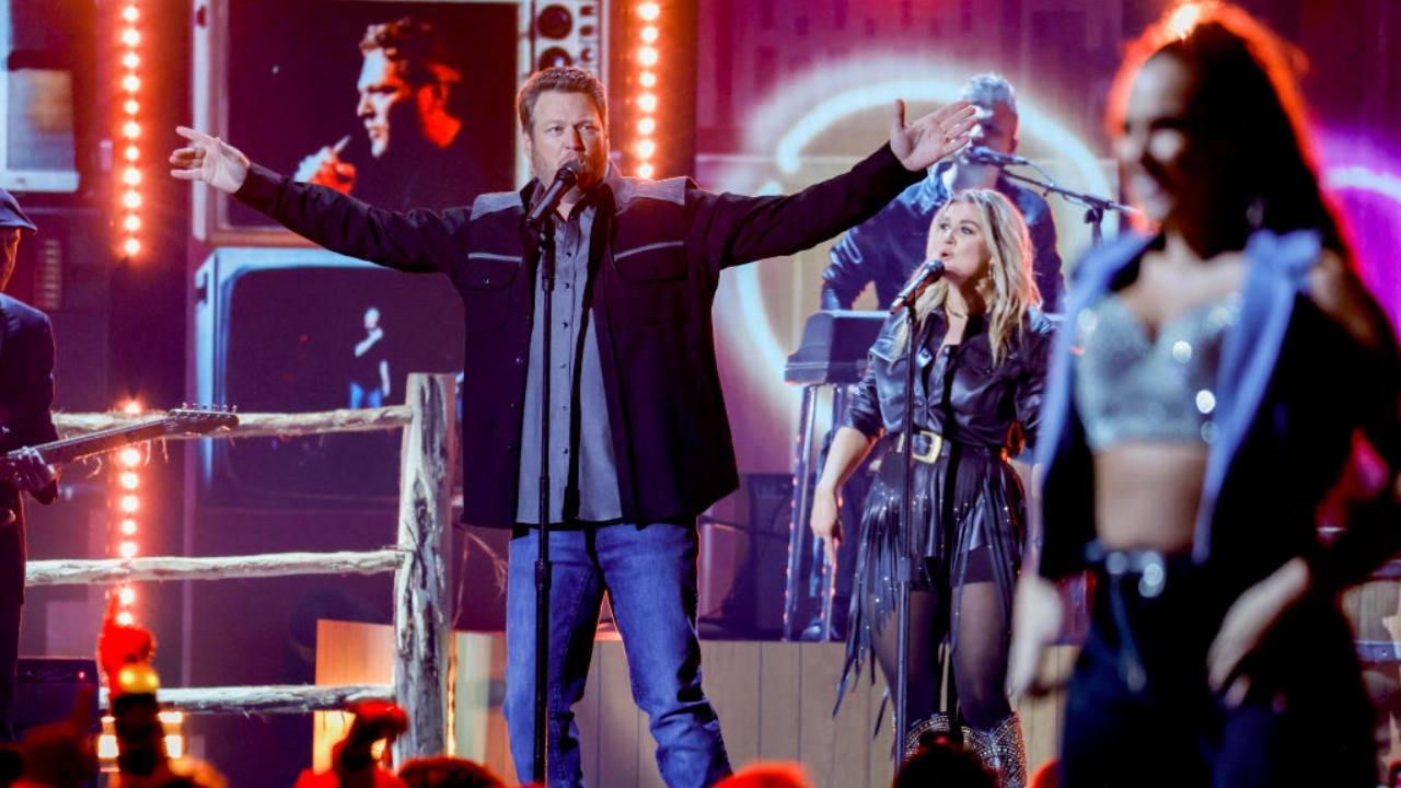 2023 CMT Music Awards Blake Shelton Nods To "Austin," Brings High
