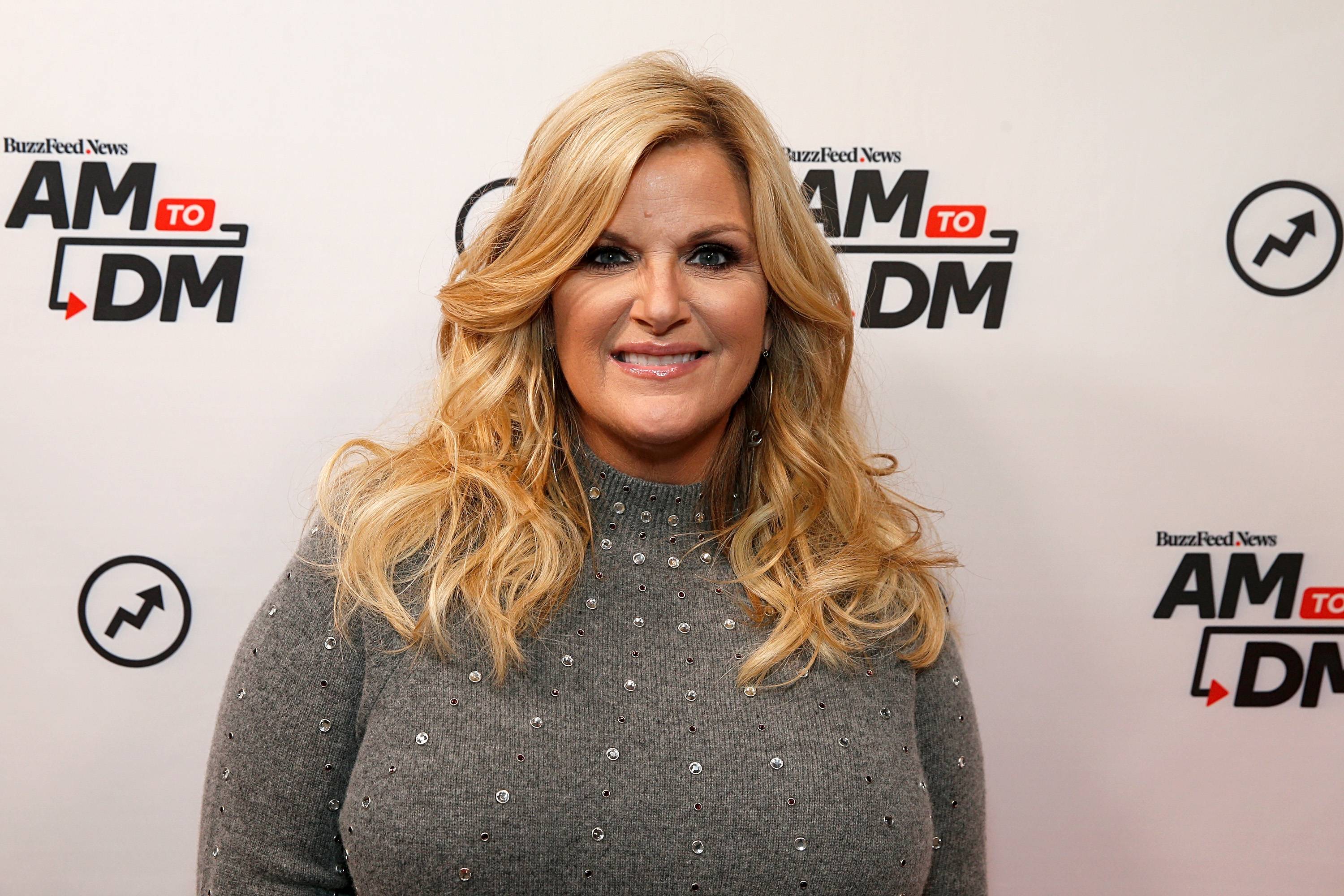 Trisha Yearwood Hosts 'Prizefighter' Luncheon for Women Affected by Cancer  – Billboard