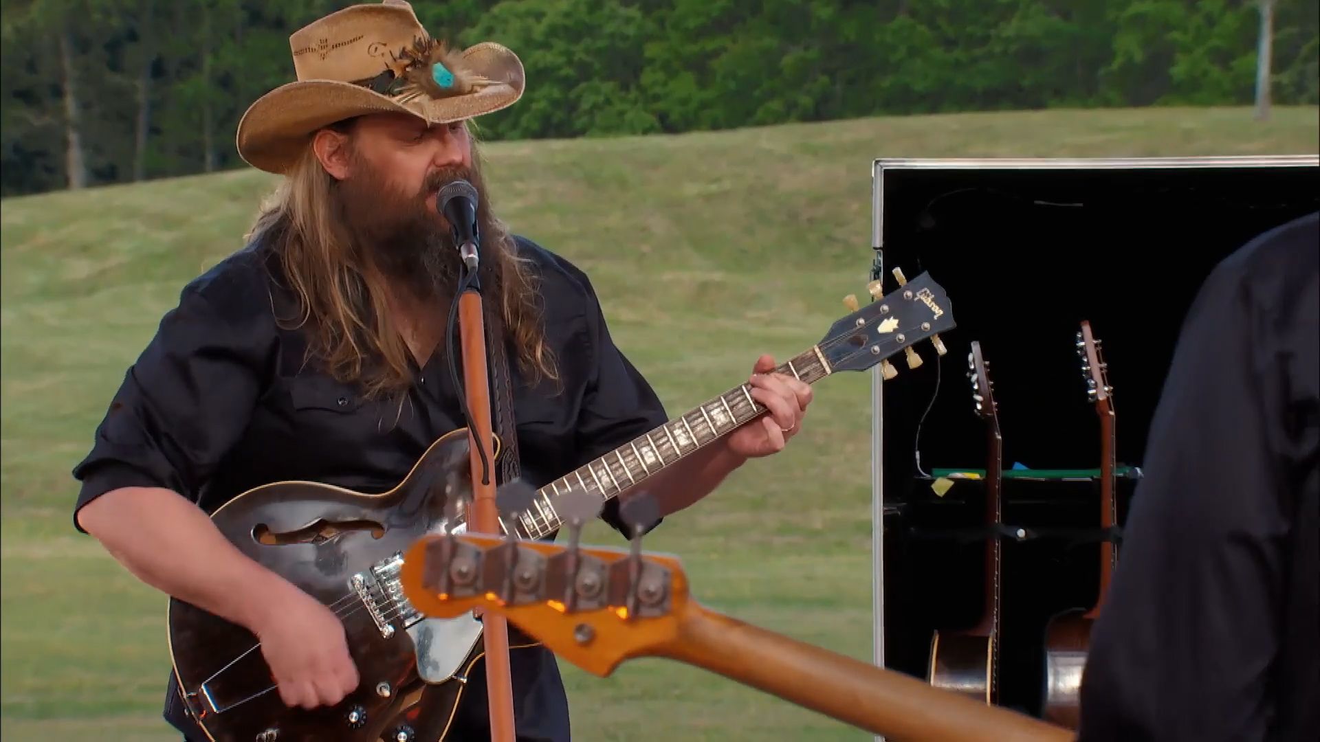 Chris Stapleton "Arkansas" (Video Clip) CMT Awards