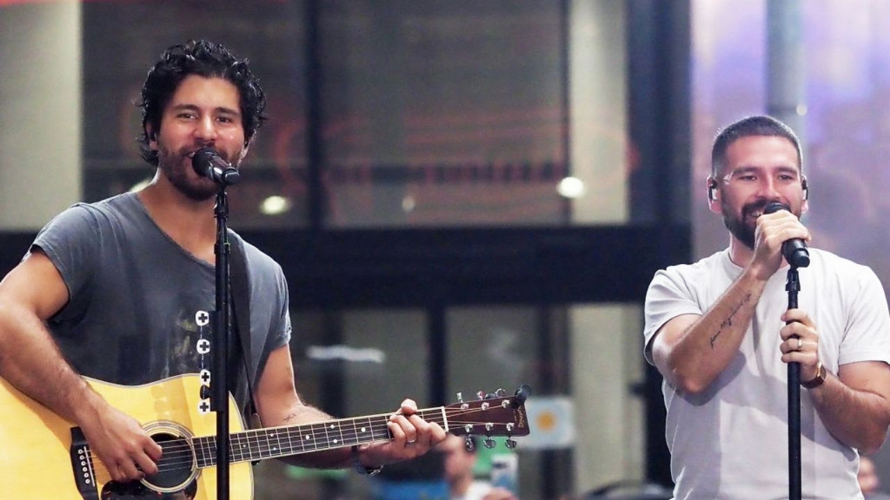 Dan + Shay Reveal 2024 Arena Tour: The Heartbreak On The Map Tour - Vimarsana News