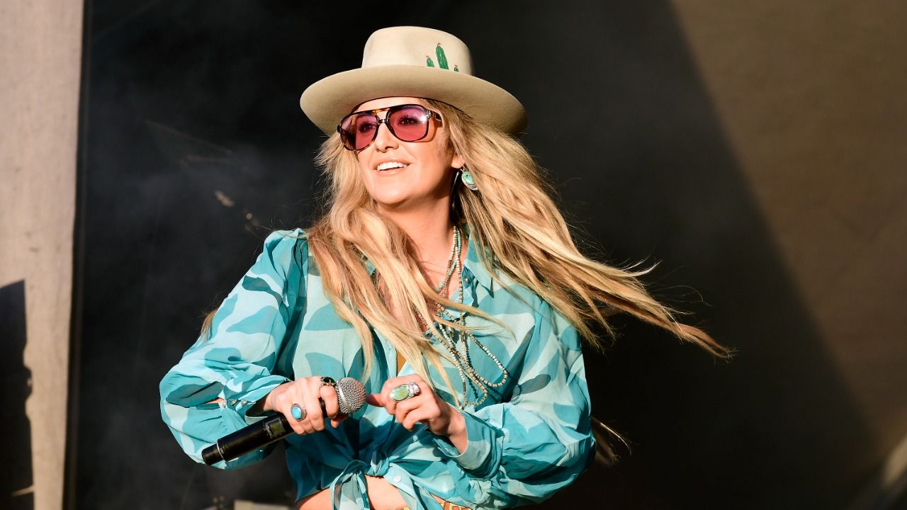 Lainey Wilson Drops Two New Songs on Spotify - Vimarsana News