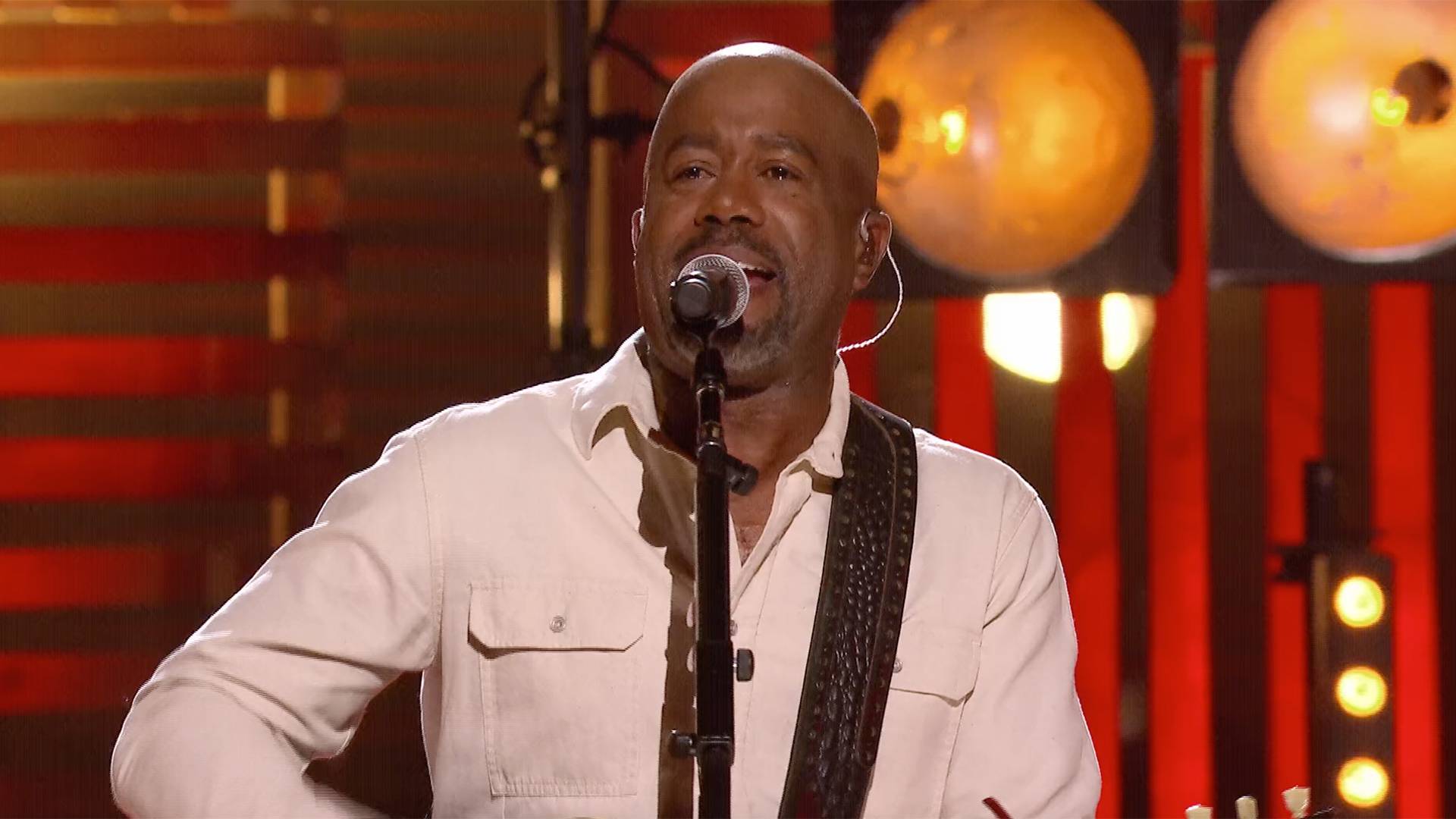 Darius Rucker "Wagon Wheel" CMT Storytellers (Video Clip) CMT Awards
