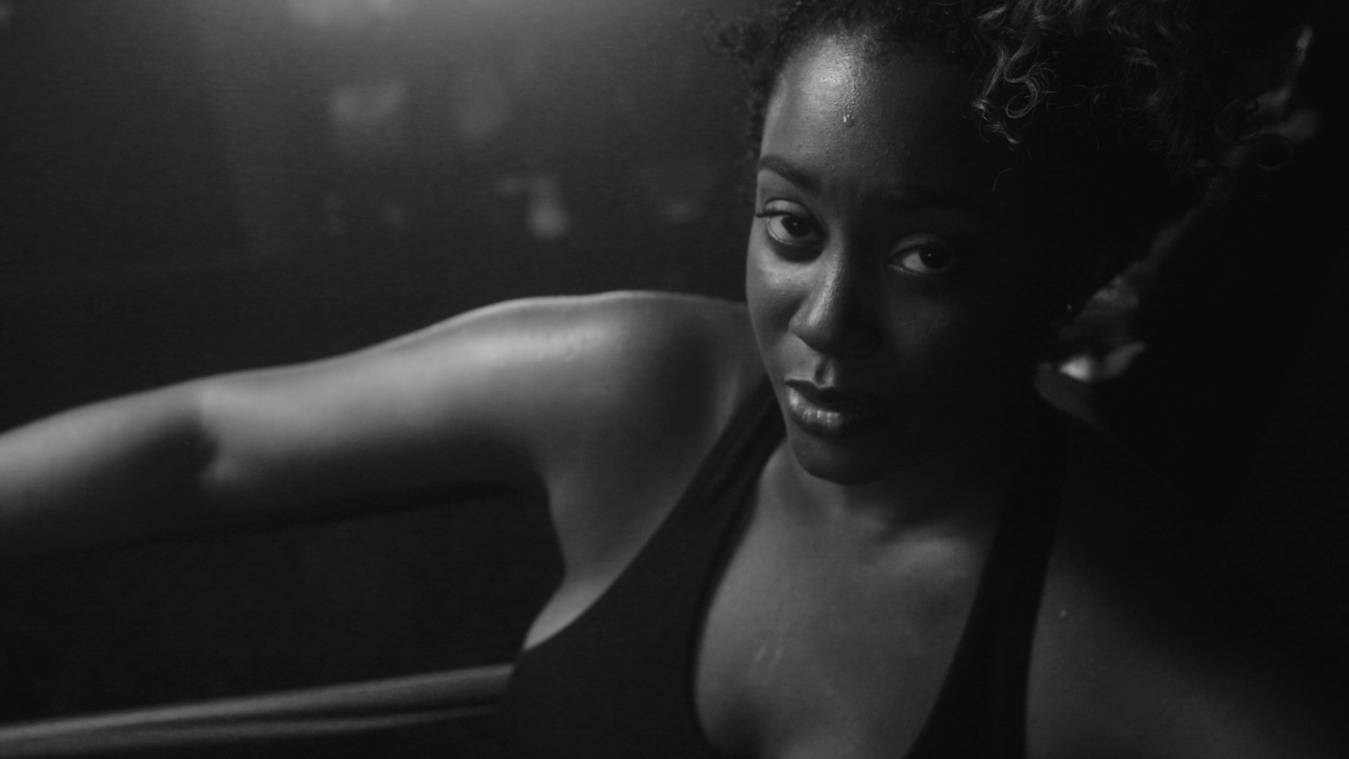 CMT Premiere: Roberta Lea Stands for Female Empowerment in "Too Much of a Woman" - Vimarsana News