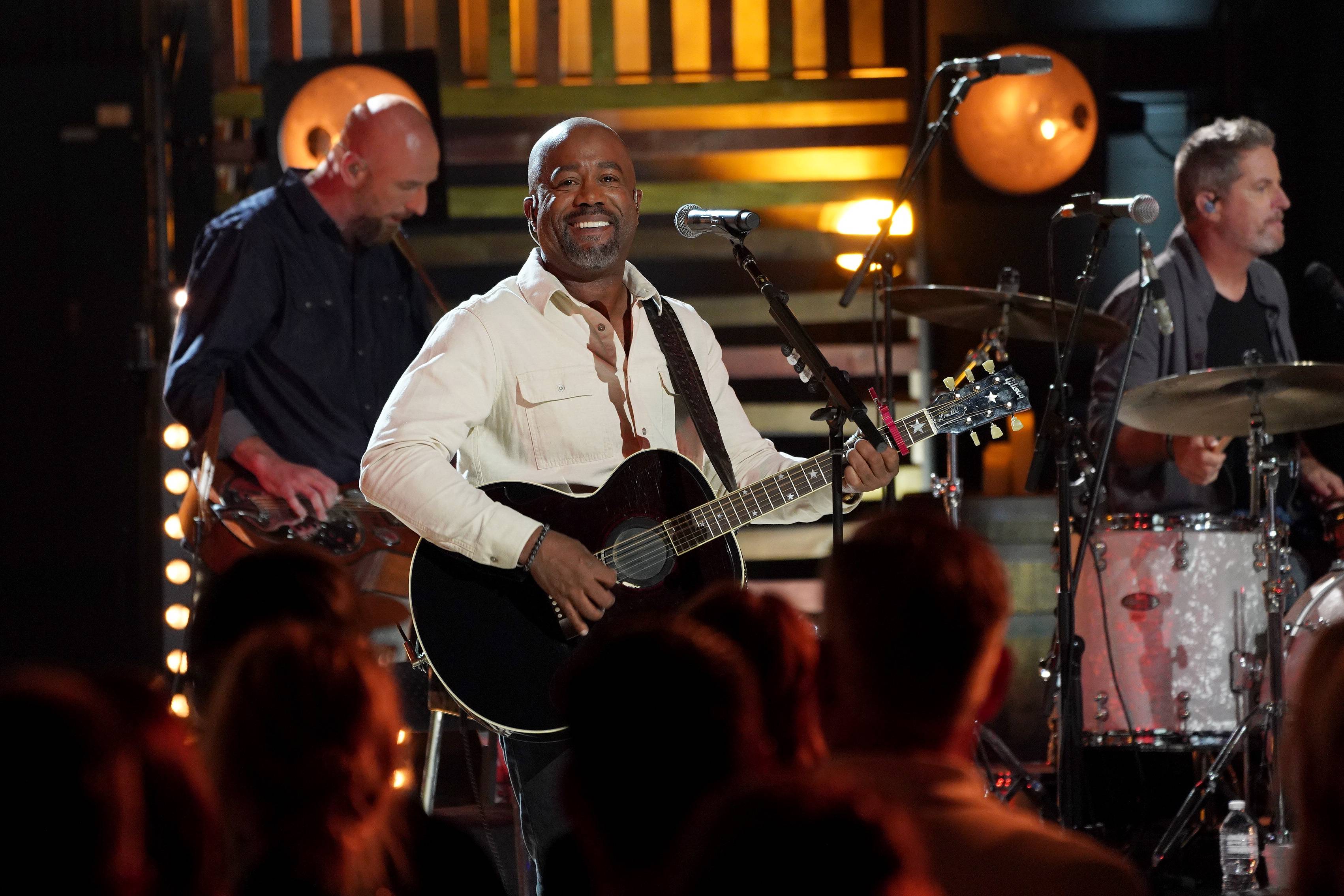 Darius Rucker has street named for him - CBS News