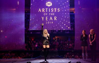 2019 AOTY | Show Highlights Flipbook | Carrie Underwood 1 | 940x600