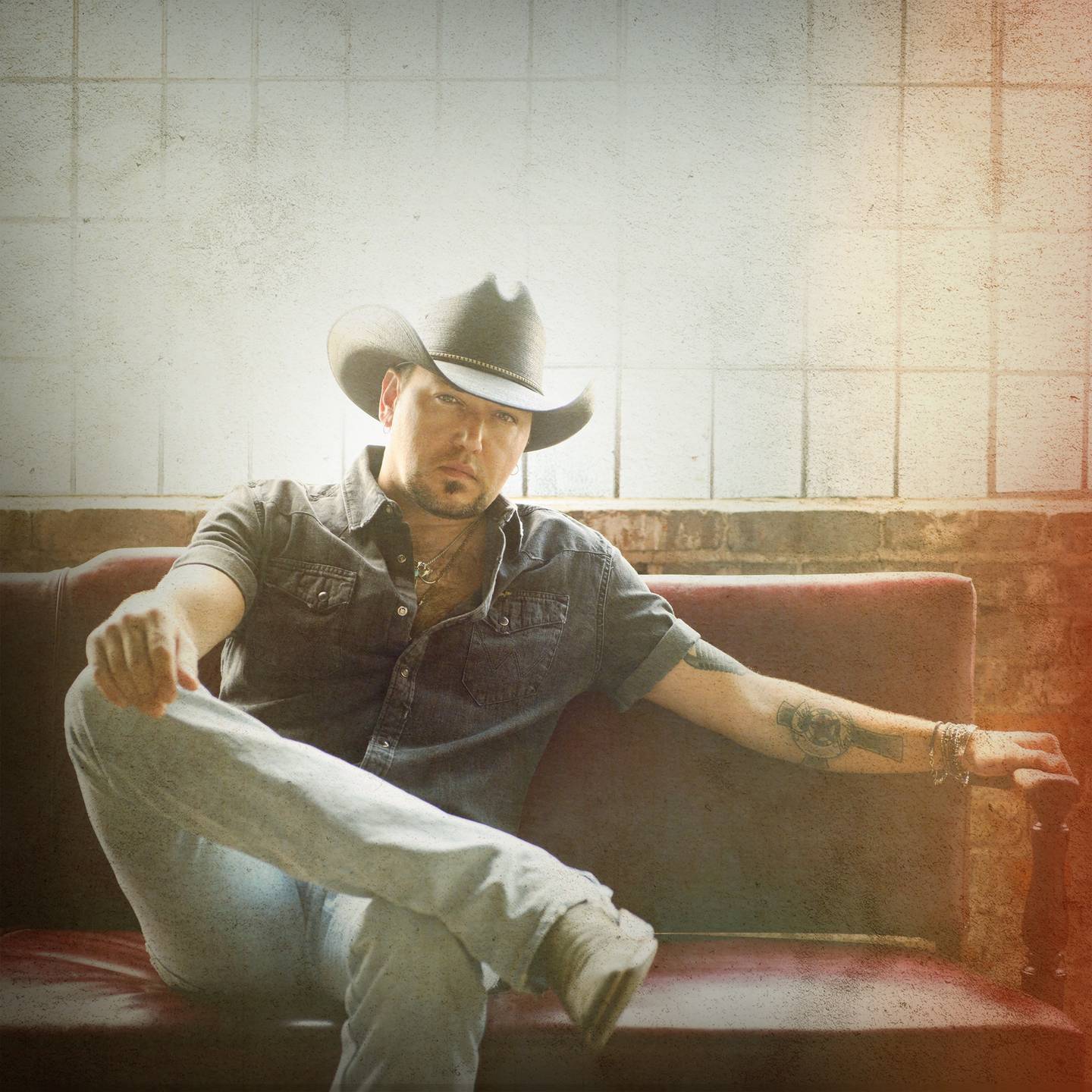 Jason Aldean Lists Pros and Cons of Socials News CMT