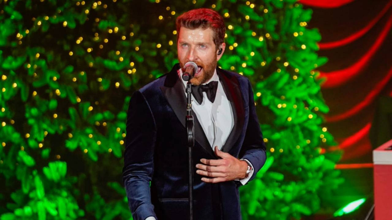 Brett Eldredge Christmas Concert 2024 eilis julieta