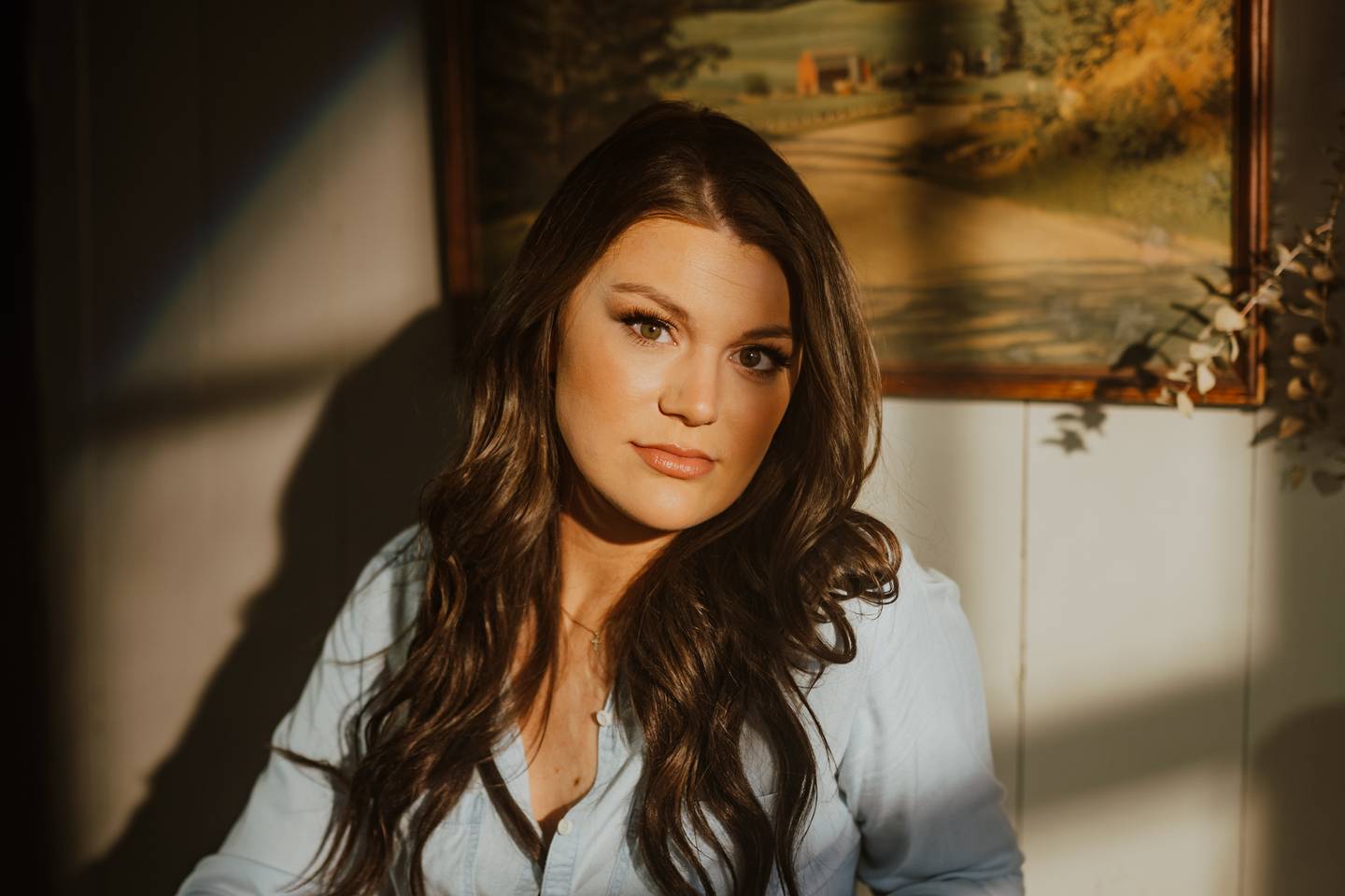 CMT Premiere: Mae Estes Sparks A Challenging Conversation In 