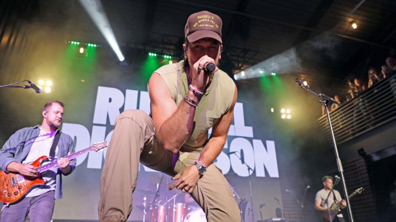 Russell Dickerson Talks Finding Support In God And Family For Joyful Life - Vimarsana News