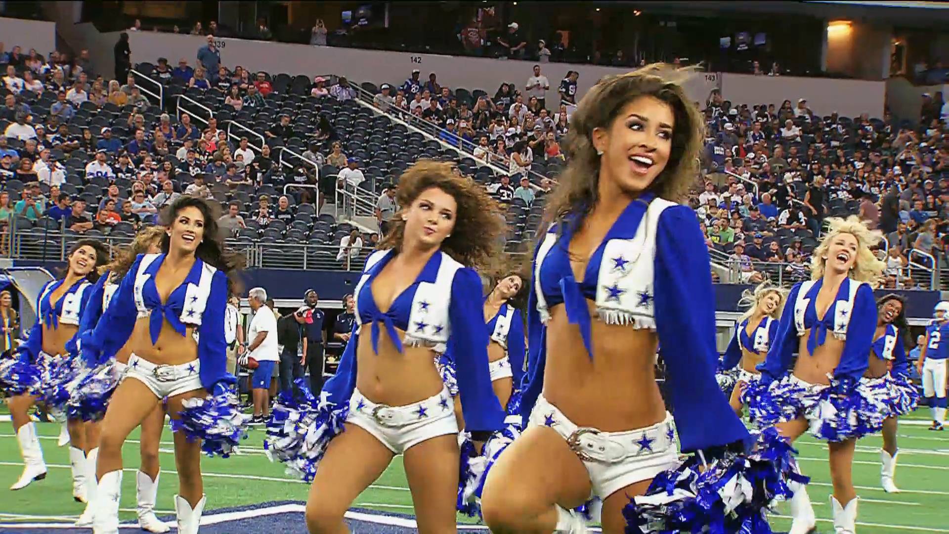 Sexy Dallas Cowboys Fans