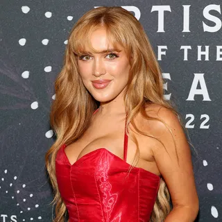 CMT Artists of the Year 2022 | Fashion Gallery Laci Kaye Booth | 1080x1080