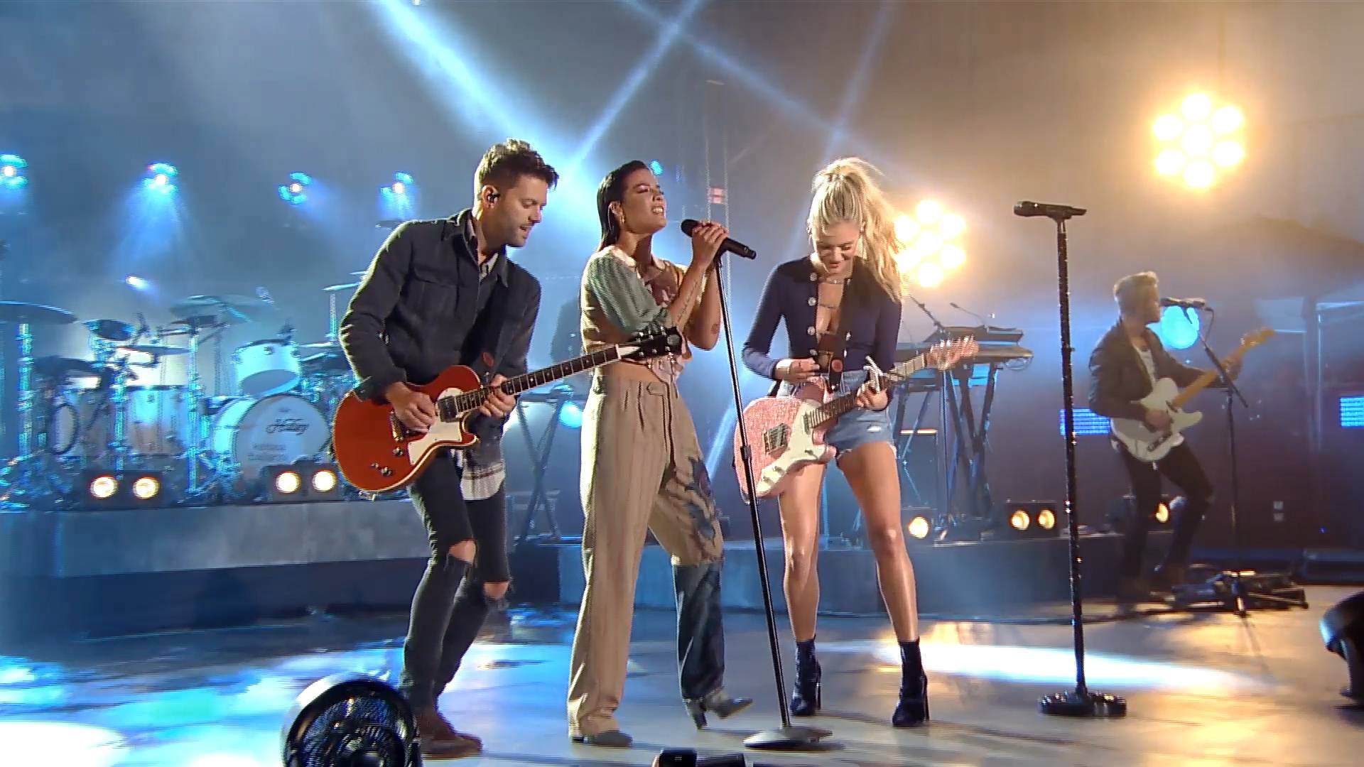 Kelsea Ballerini and Halsey - "Peter Pan" - CMT Crossroads (Video Clip