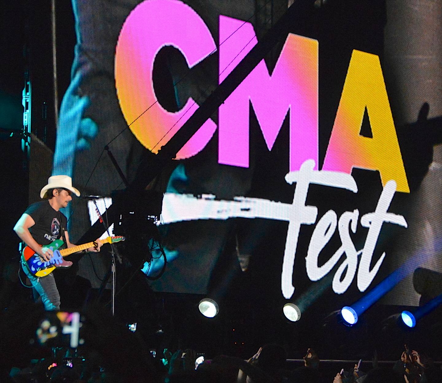 CMA Fest Canceled For 2021 News CMT
