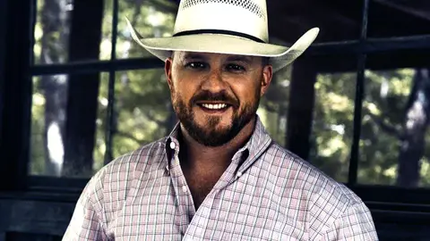 Cody Johnson is honored at the CMT Artists of the Year 2022.