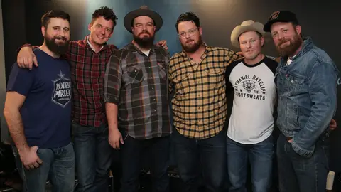 NEW YORK, NY - OCTOBER 26: (L-R) Members of Turnpike Troubadours Hank Early, Evan Felker, RC Edwards, Gabriel Pearson, Kyle Nix and Ryan Engleman visit at SiriusXM Studios on October 26, 2017 in New York City. 