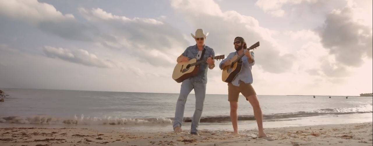 Thomas Rhett, Jon Pardi Hit the Beach for "Beer Can't Fix" News CMT