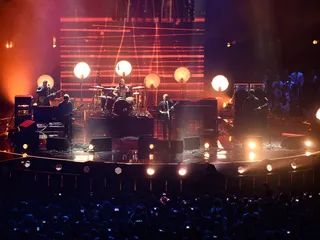 mgid:file:gsp:scenic:/international/mtvema/2013/images/_night-of/performers/flipbook-promo-1920x1440/Kings-of-Leon-Getty-Images-for-MTV-187603790.jpg