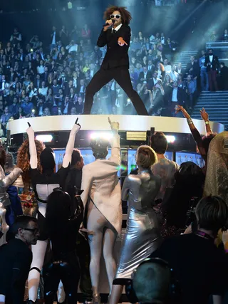 mgid:file:gsp:scenic:/international/mtvema/2013/images/_night-of/performers/flipbook-promo-1920x1440/Redfoo-FilmMagic-187595597.jpg