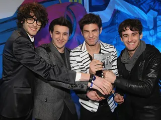 2009 Winners Image 23