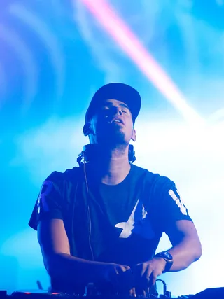 mgid:file:gsp:scenic:/international/mtvema/2013/images/_night-of/performers/flipbook-promo-1920x1440/Afrojack-Getty-images-for-MTV-187587308.jpg