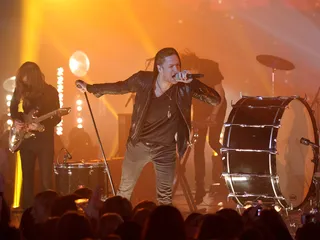 mgid:file:gsp:scenic:/international/mtvema/2013/images/_night-of/performers/Imagine-Dragons-Getty-Images-for-MTV-187611544.jpg