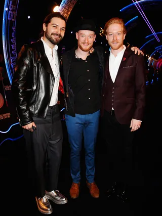 mgid:file:gsp:scenic:/international/mtvema/2014/images/galleries/2014-ema-red-carpet/BiffyClyro-458702234-4x3.jpg