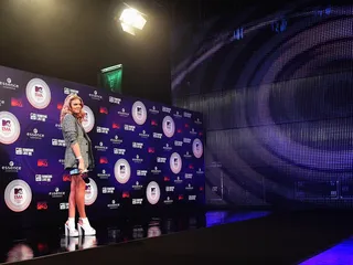 mgid:file:gsp:scenic:/international/mtvema/2014/images/galleries/2014-ema-red-carpet/Becca-Dudley-458692362.jpg