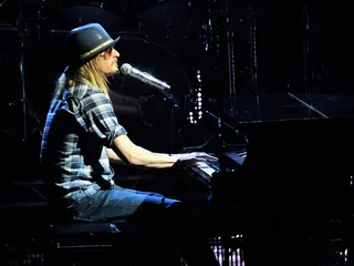 2010 Performers Image 11